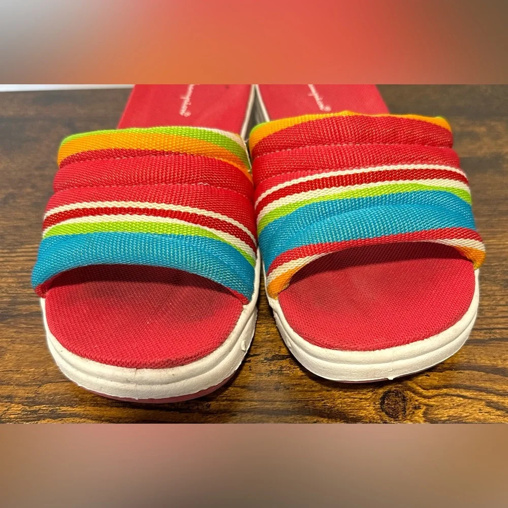Champion Big Girls Pink and Multi Color Fabric Slide Sandals Size Big Gi…